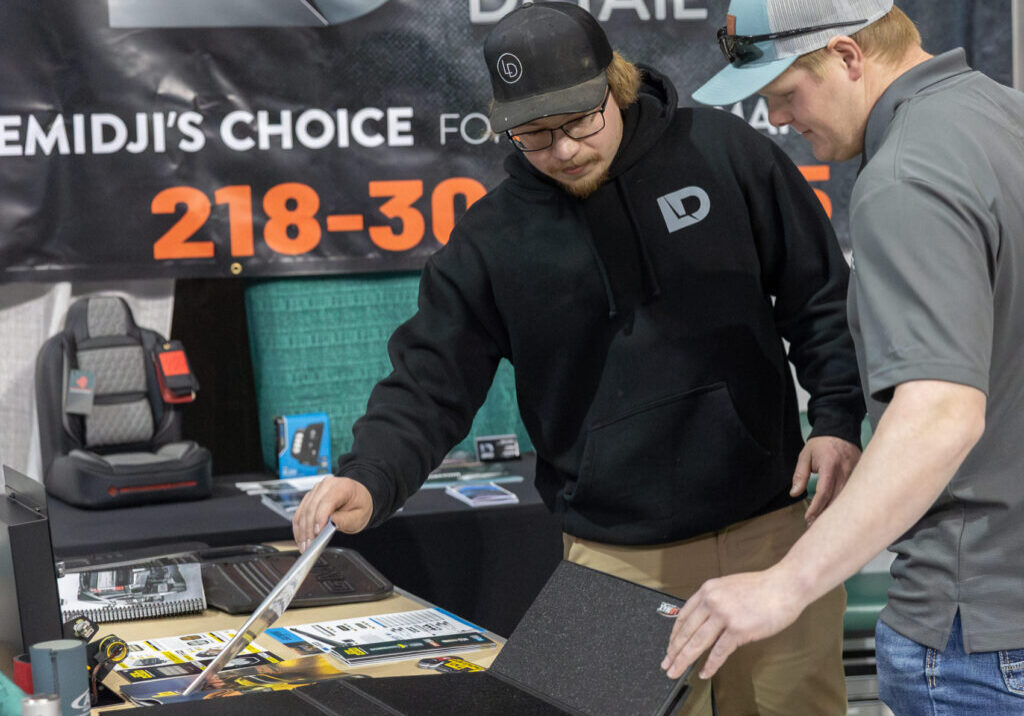 Hard folding Tonneau Covers in Bemidji, Minnesota